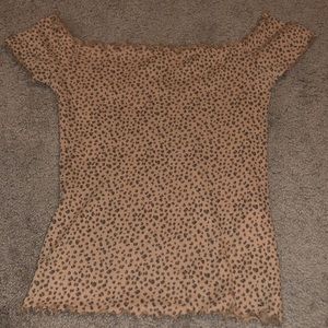 Hollister top super cute!